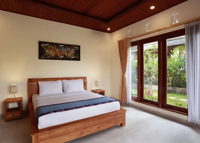Hotel Dewi Sri Private 4*